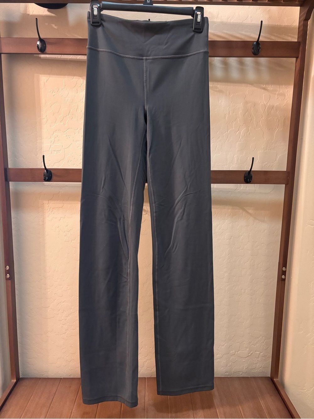 Athleta Elation Straight Leg Pant 2.0 Gray Small Yoga Pants  - Small Tall